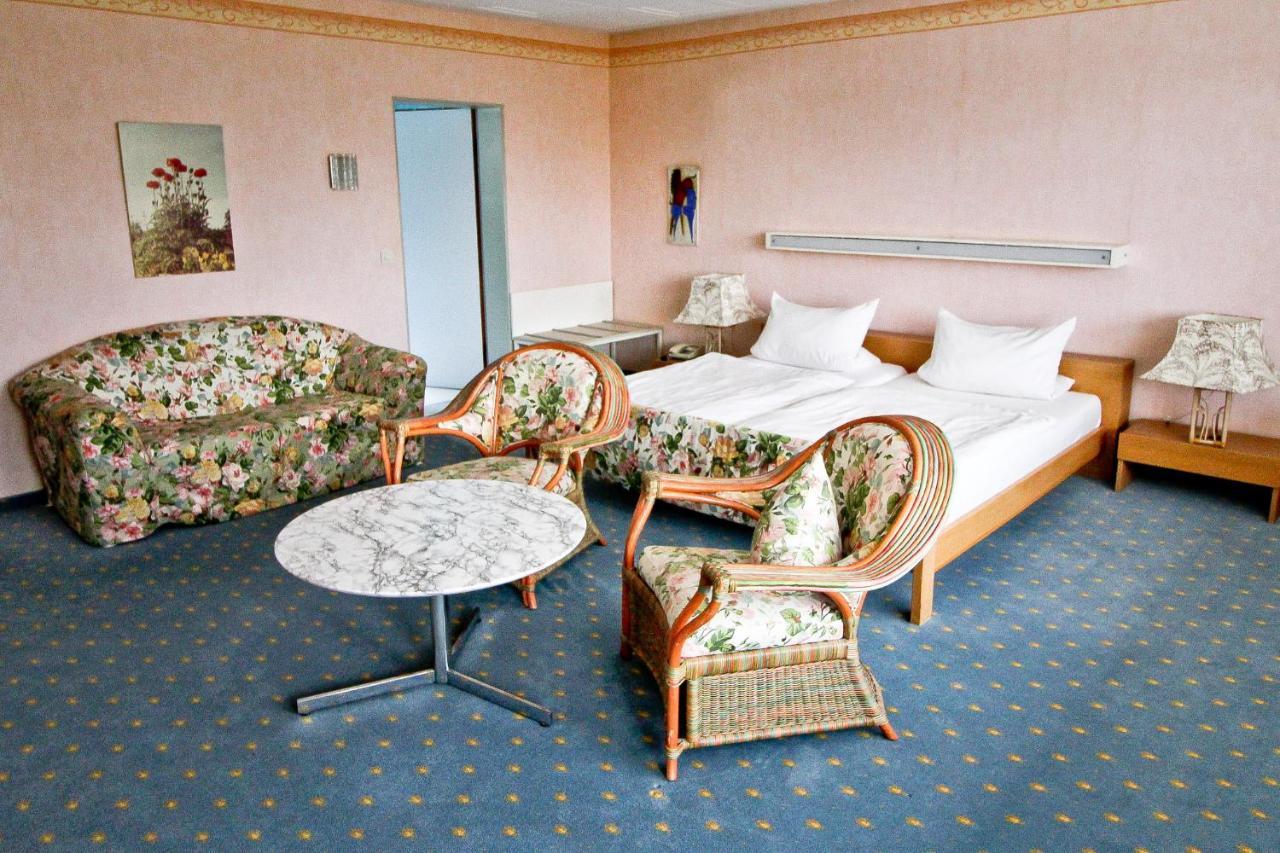 Waldhotel Stein Selbitz Extérieur photo