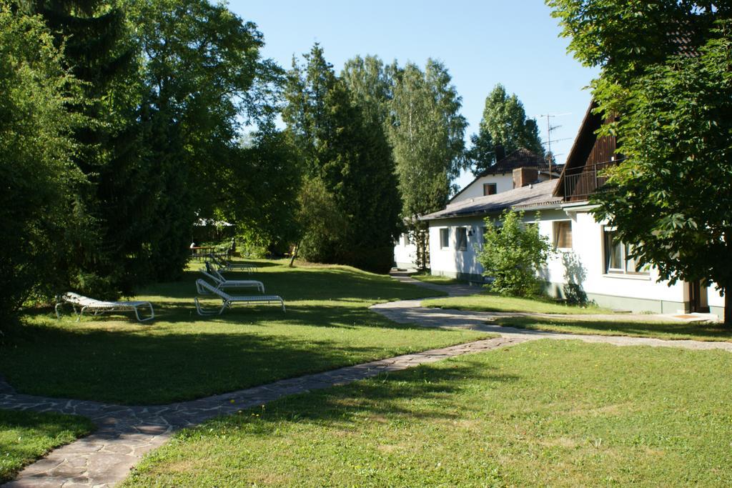 Waldhotel Stein Selbitz Extérieur photo
